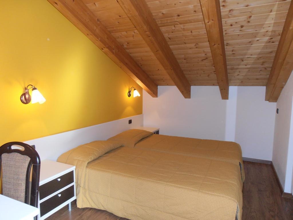 Chalet Kiara - Appartamenti Abar Λιβίνιο Δωμάτιο φωτογραφία