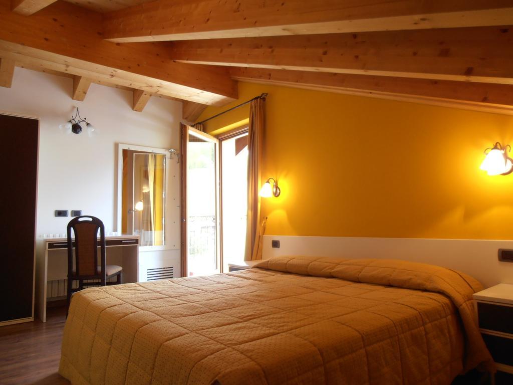 Chalet Kiara - Appartamenti Abar Λιβίνιο Δωμάτιο φωτογραφία